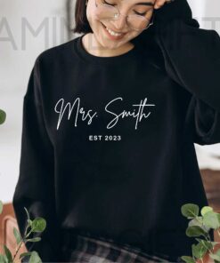 Custom Mrs Sweatshirt 6