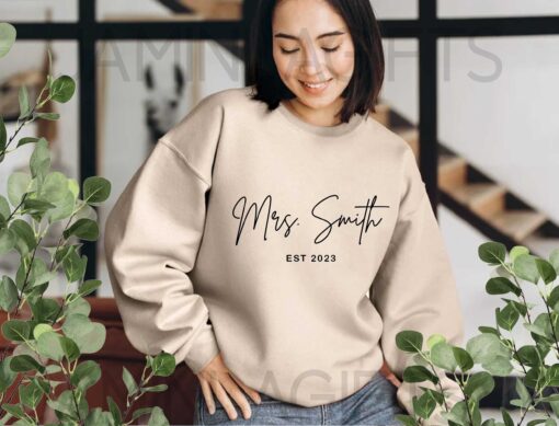 Future Mrs Sweatshirt 4