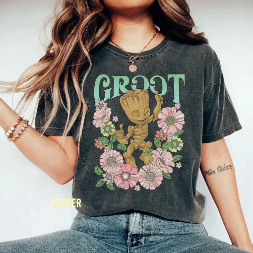 Groot Floral Dance Poster Tshirt