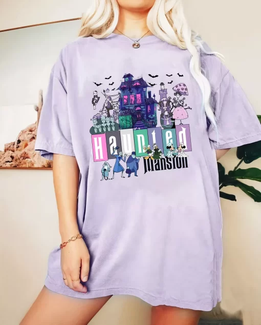 Family's Halloween Haunted Mansion Tee