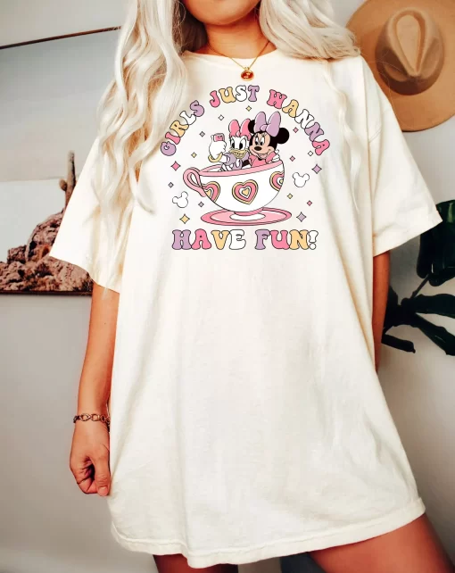 Disney Minnie Daisy Tee