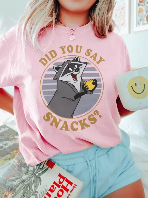 Meeko Snacks Unisex Tshirt