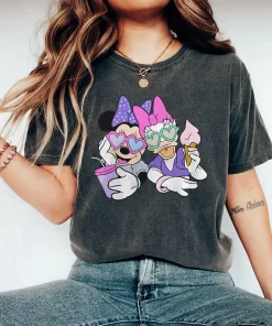 Minnie and Daisy Face Shirt