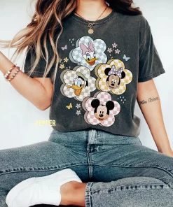 Mickey Friends Stickers Floral Tee